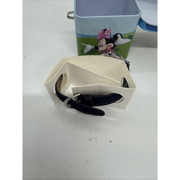 Disney Mickey Mouse, Donald Duck & Goofy Friends for 70 Years Watch - Picture 5 of 6